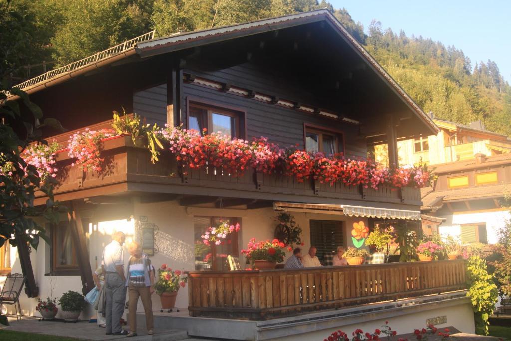 Privatzimmer Kammerlander Neukirchen am Großvenediger Szoba fotó